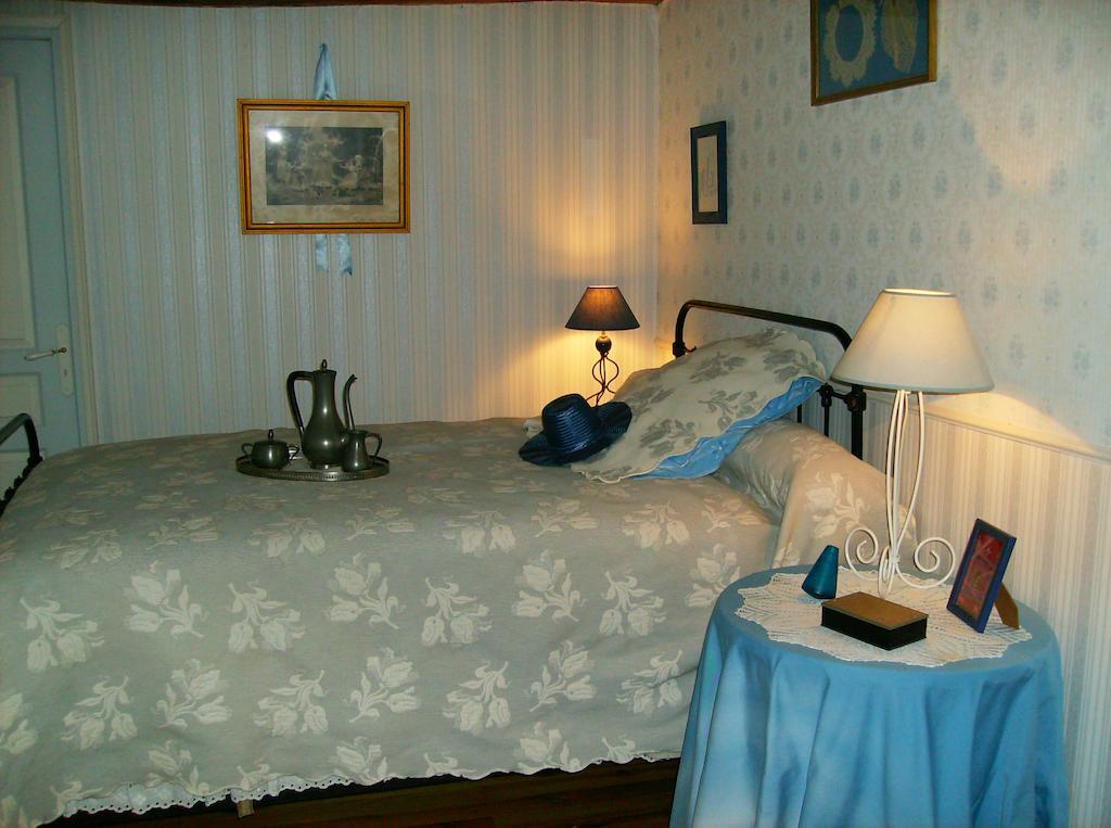 Bed and Breakfast A L'Antan - La Ferme D'Octave Saint-Hilaire-de-Villefranche Zewnętrze zdjęcie