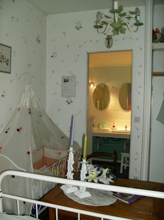 Bed and Breakfast A L'Antan - La Ferme D'Octave Saint-Hilaire-de-Villefranche Pokój zdjęcie